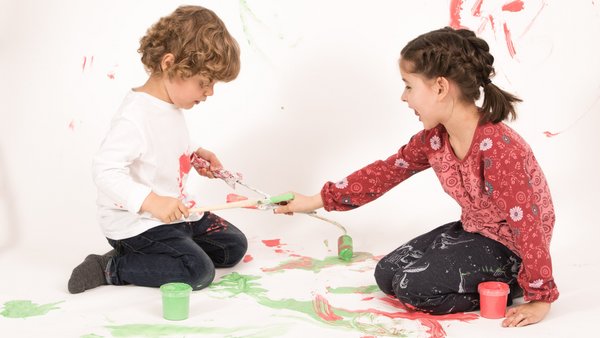 Szervizszolgáltatásunk Festő gyerekek